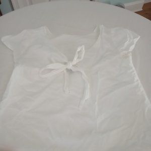 Cute bow in the back